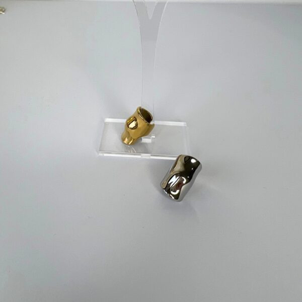 Knight ear cuff