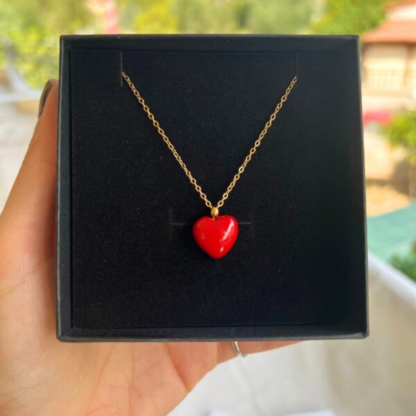 Pretty love