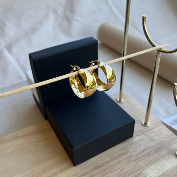 Idol gold